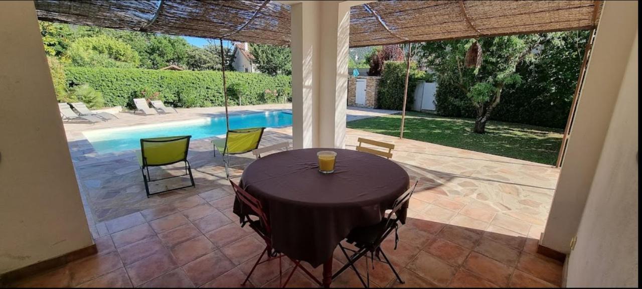 Studio Independant A La Villa Garlaban 3 Etoiles 热姆诺 外观 照片