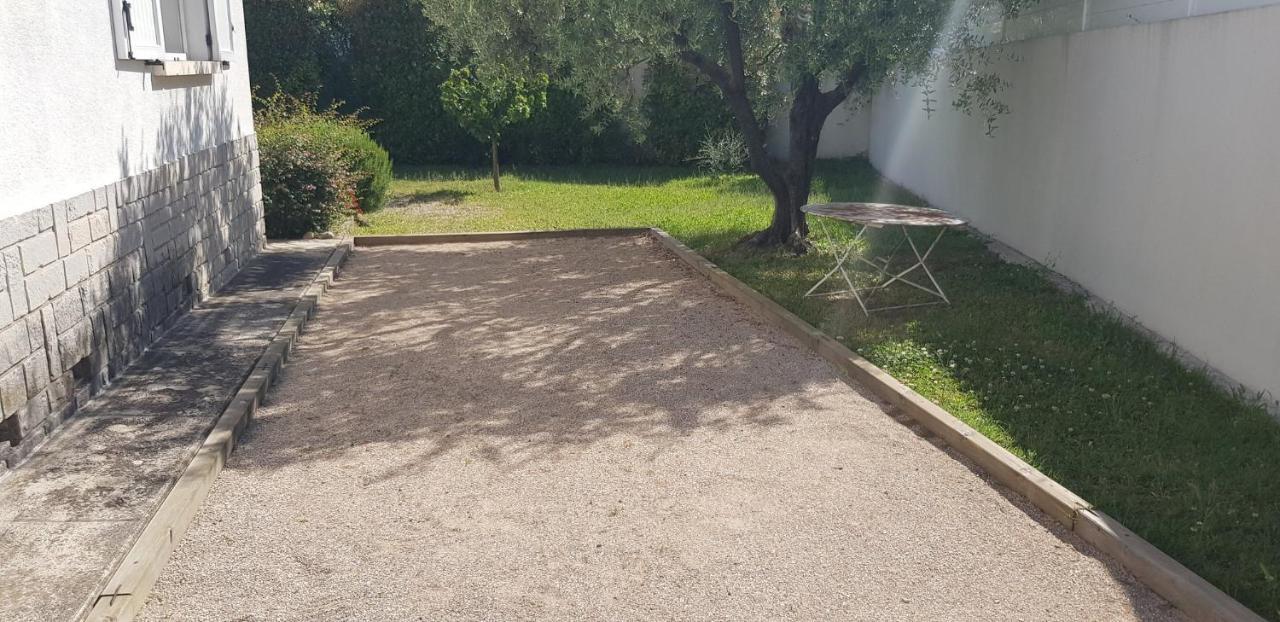 Studio Independant A La Villa Garlaban 3 Etoiles 热姆诺 外观 照片